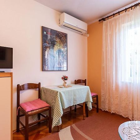 Irena Apartment Porec Exterior photo